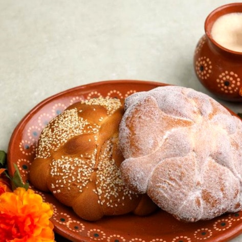 7 Vegan-Friendly Panaderías for Dia de los Muertos 