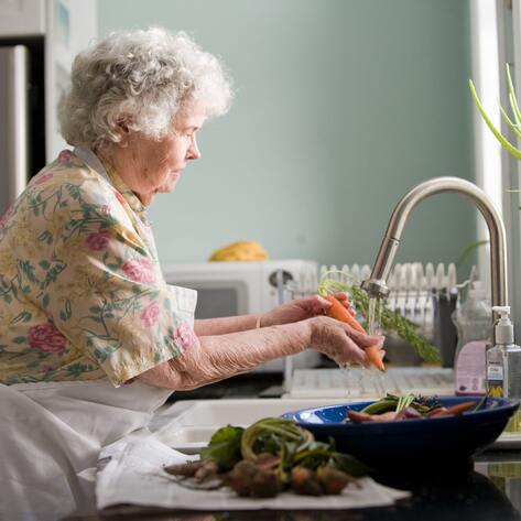 Older Vegans Need 58 Percent Less Medication, New Study Finds