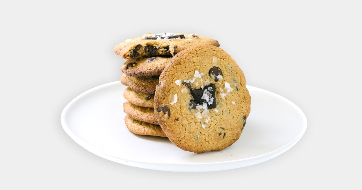 Vegan Salted Tahini-Chocolate Chip Cookies - Vimarsana News
