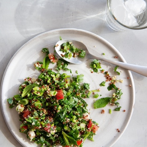 High-Protein Vegan Quinoa Hemp Tabbouleh 