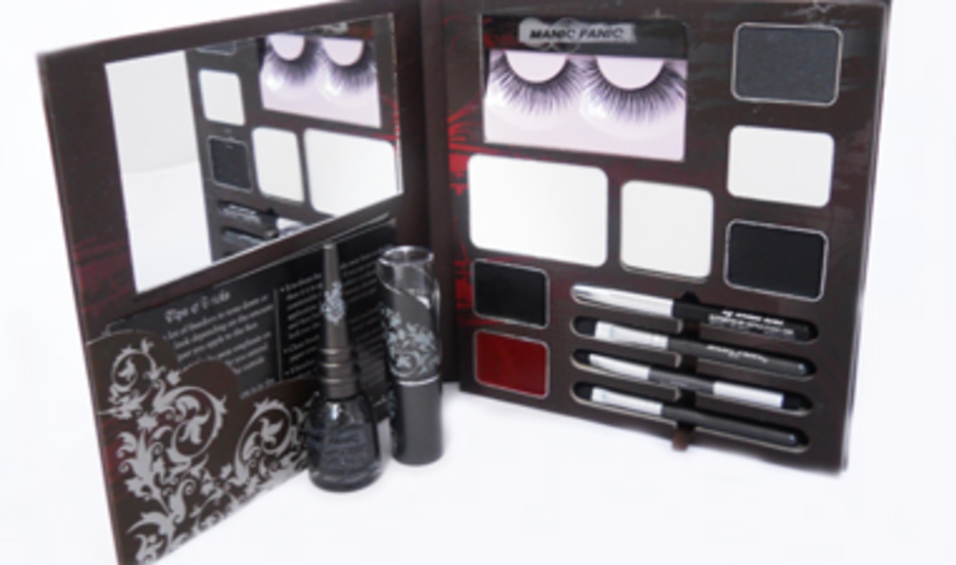 This Week's Giveaway: Manic Panic Make-Up