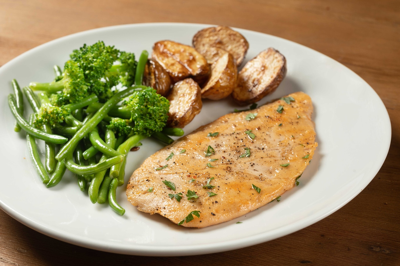 VegNews.FutureMeatTechCellChicken