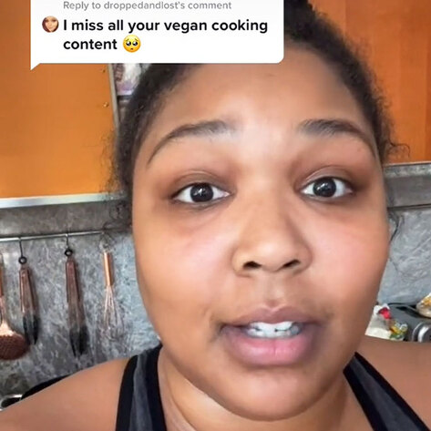 Lizzo Promises TikTok Fans Fresh Vegan Cooking Content in 2022