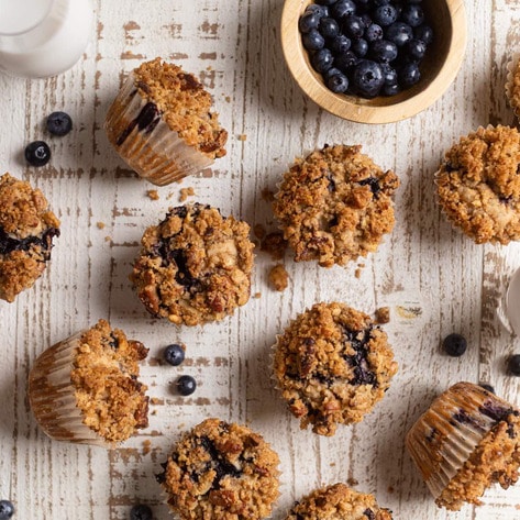 Vegan Banana Blueberry Pecan Crumble Muffins