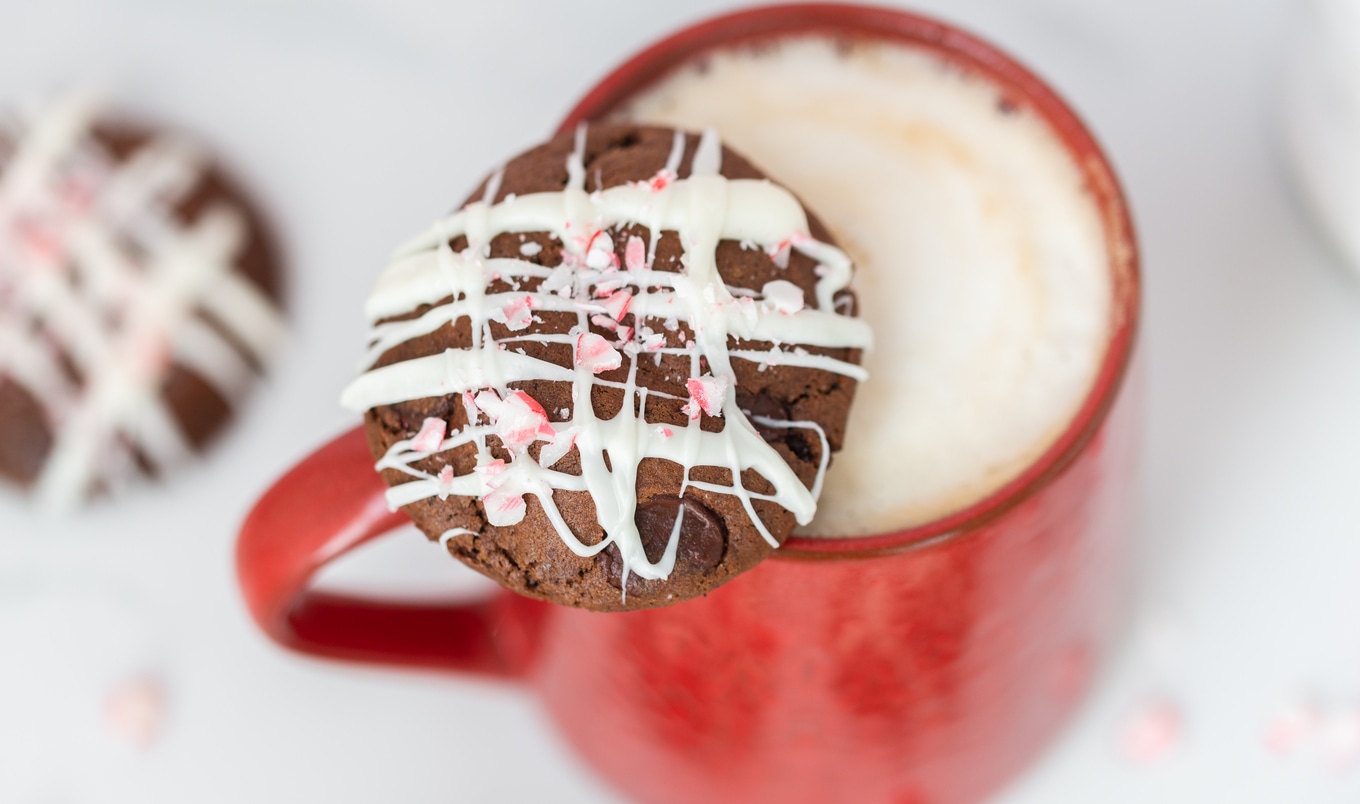 Vegan Peppermint Mocha Crunch Chocolate Chip Cookies