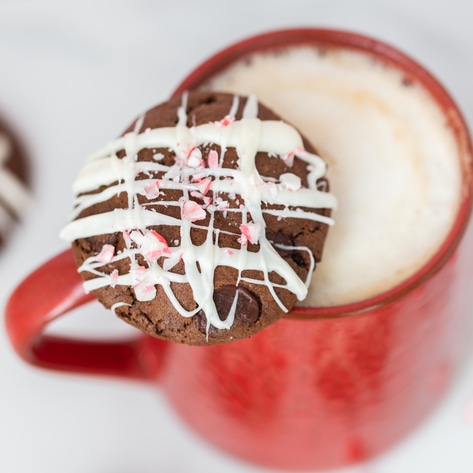 Vegan Peppermint Mocha Crunch Chocolate Chip Cookies