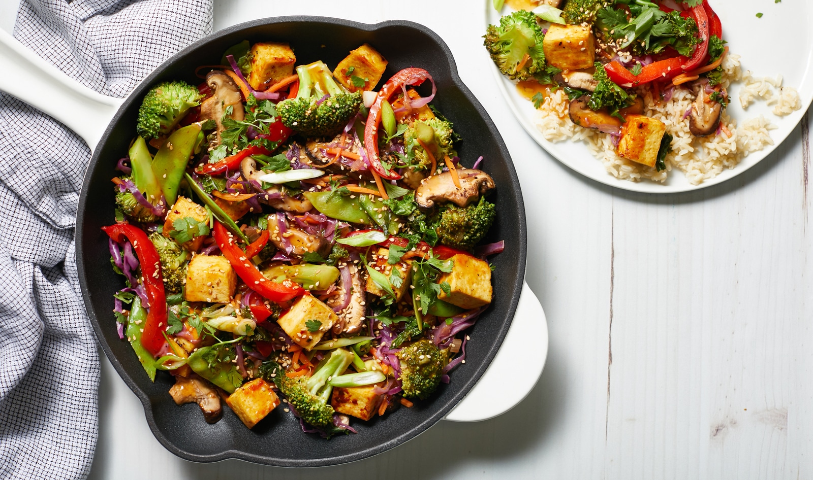 Is Sriracha Vegan? The Answer Is Yes, But Also No (Here's Why)