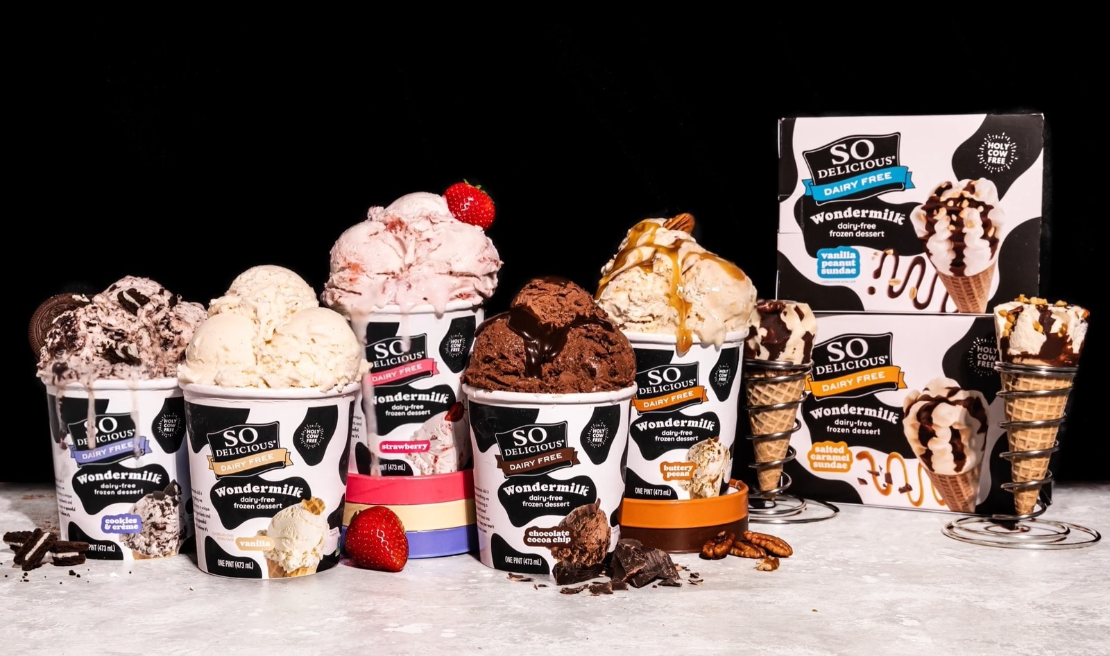 Vegan Ice Cream Just Got Better With These "Dairy-Like" Sundaes and Pints