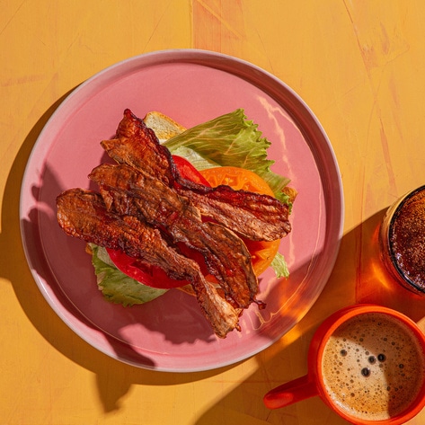 Better Breakfast: Atlast Signs Deal to Grow 3 Million Pounds of Vegan Mushroom Bacon Annually