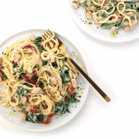 Garlicky Vegan Tuscan Bean Pasta With Sun-Dried Tomatoes