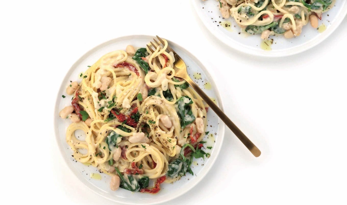 Garlicky Tuscan Bean Pasta With Sun-Dried Tomatoes