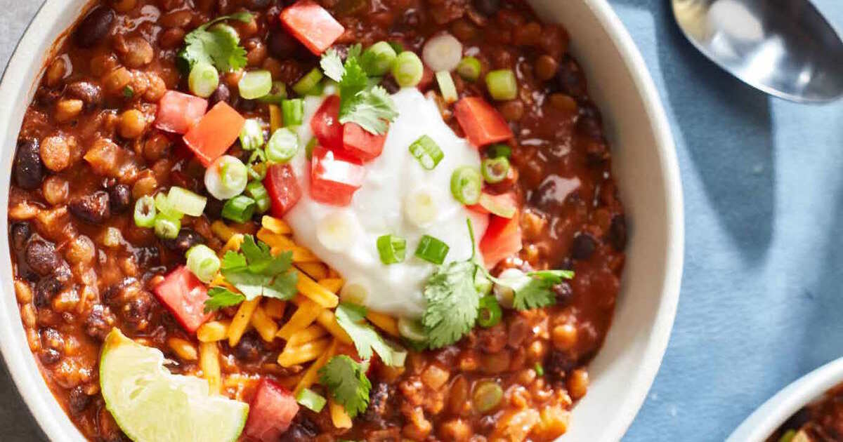 Meaty Vegan Lentil Chili Con Chili