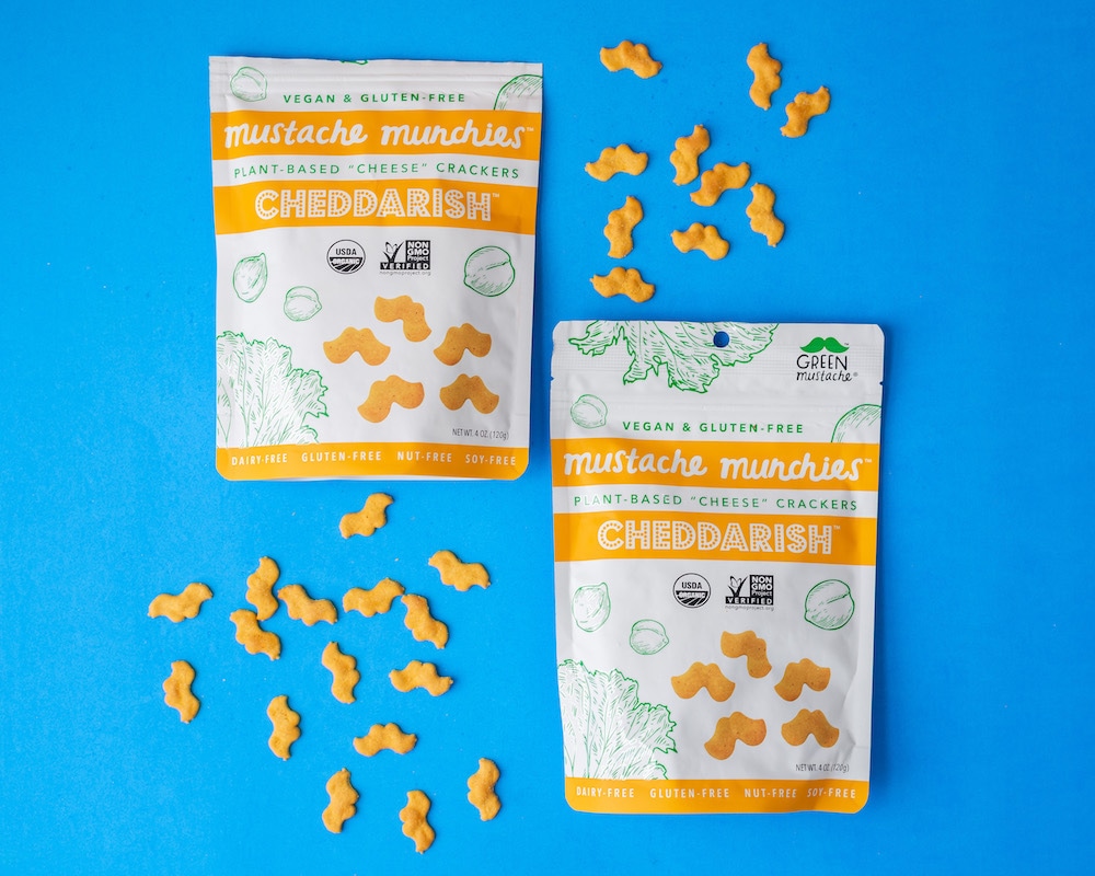VegNews_HiveBox-27.Cheddarish