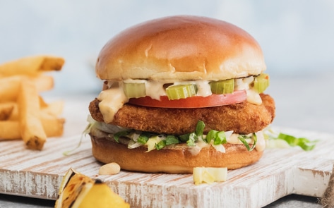 From Los Angeles to Harlem, 10 Vegan Fish Sandwiches Stealing the Spotlight