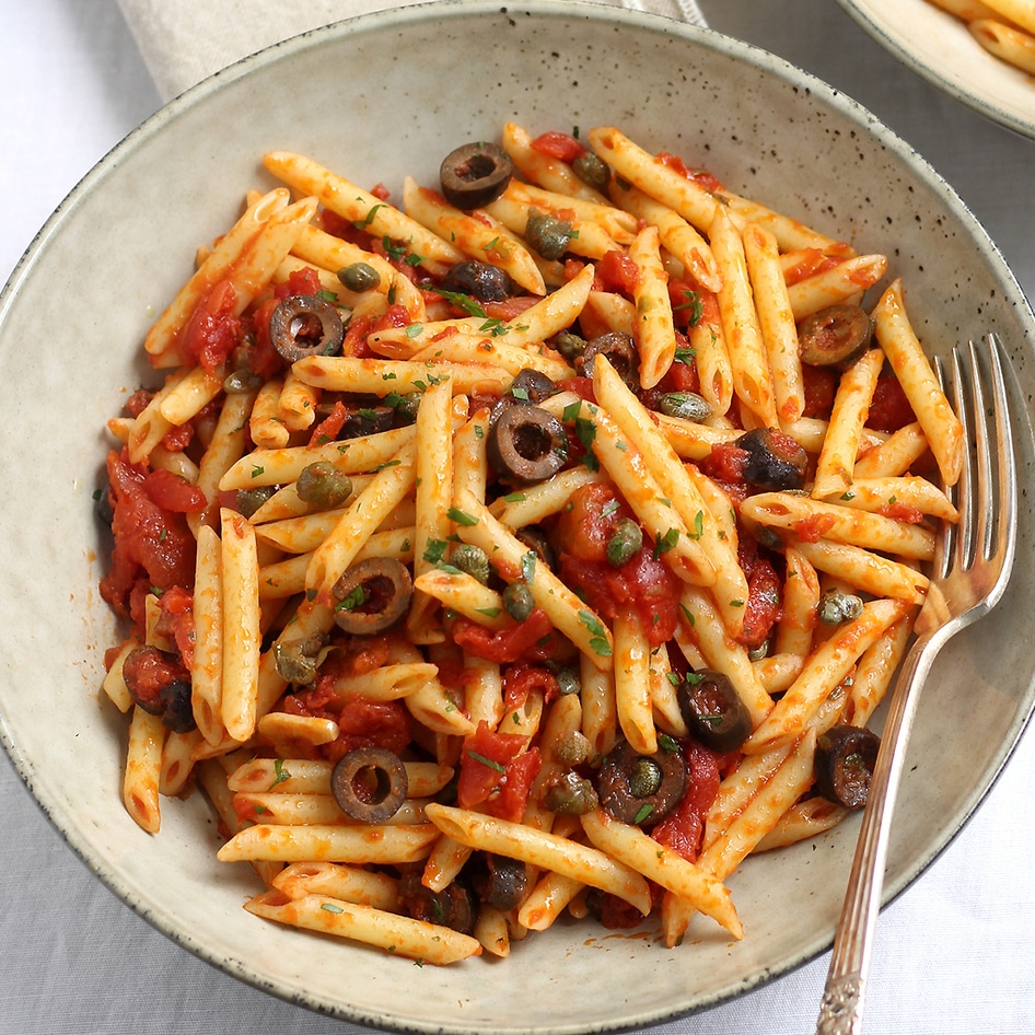 Vegetarian Penne Puttanesca With Olives and Capers