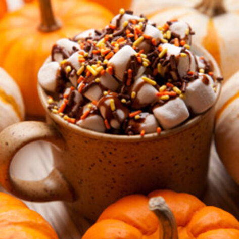 14 Vegan Cold-Weather Drinks to Chase the Chills Away