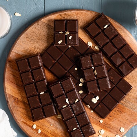 Homemade Vegan Oat Milk Chocolate Bars