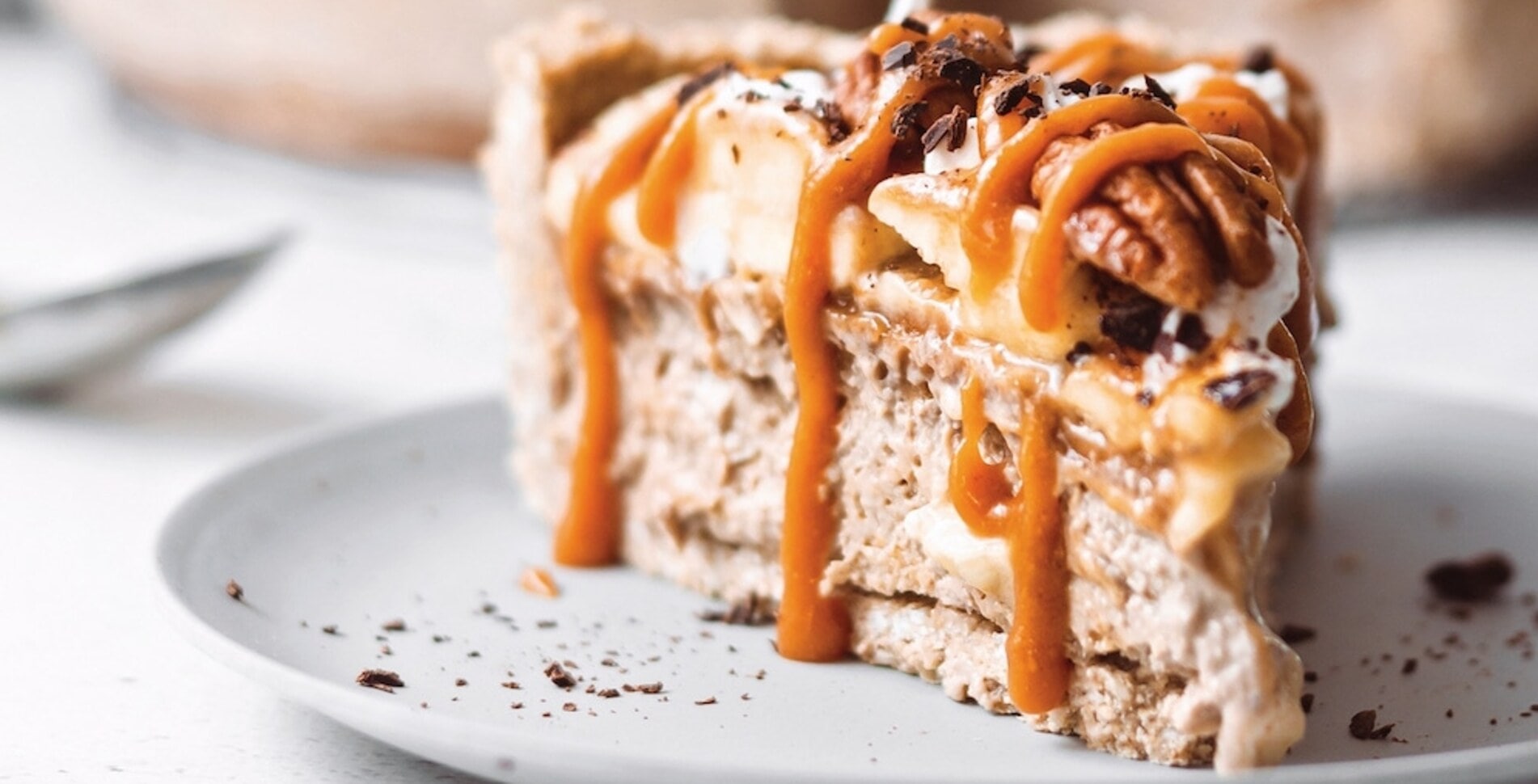 Vegan and Gluten-Free Caramelly Banoffee Pie