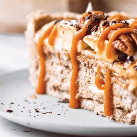 Vegan and Gluten-Free Caramelly Banoffee Pie