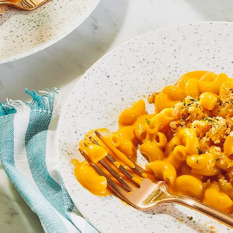 The VegNews Guide to Vegan Boxed Mac and Cheese