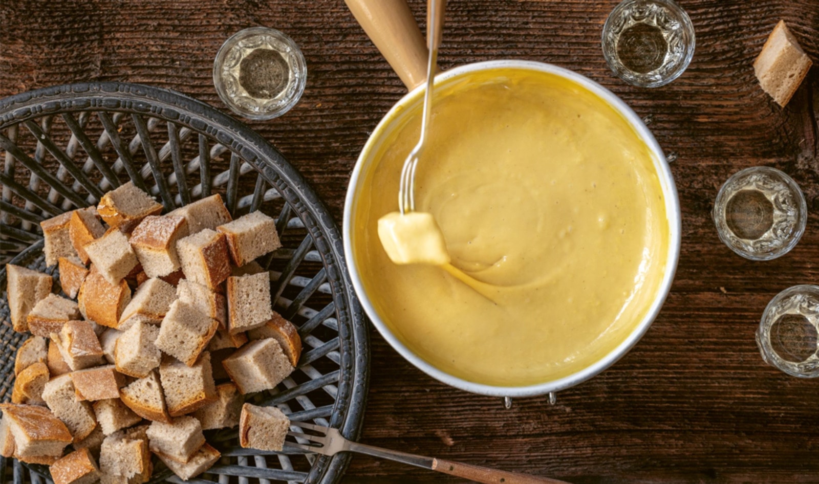 How to Host an Unforgettable Fondue Night: Vegan Cheese, Wine, and More