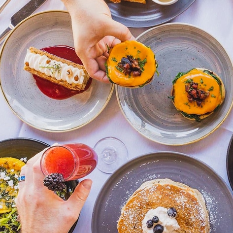 Why Hollywood's Hottest Celebrity Restaurant Is Vegan