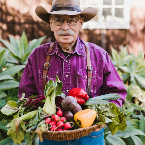 First-of-Its-Kind Online Toolkit Helps Animal Farmers Transition to Growing Plants