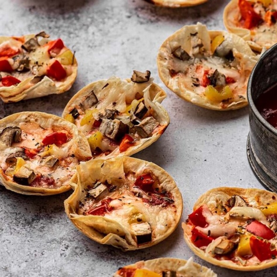 Quick Vegan Cheese Pizza Cups