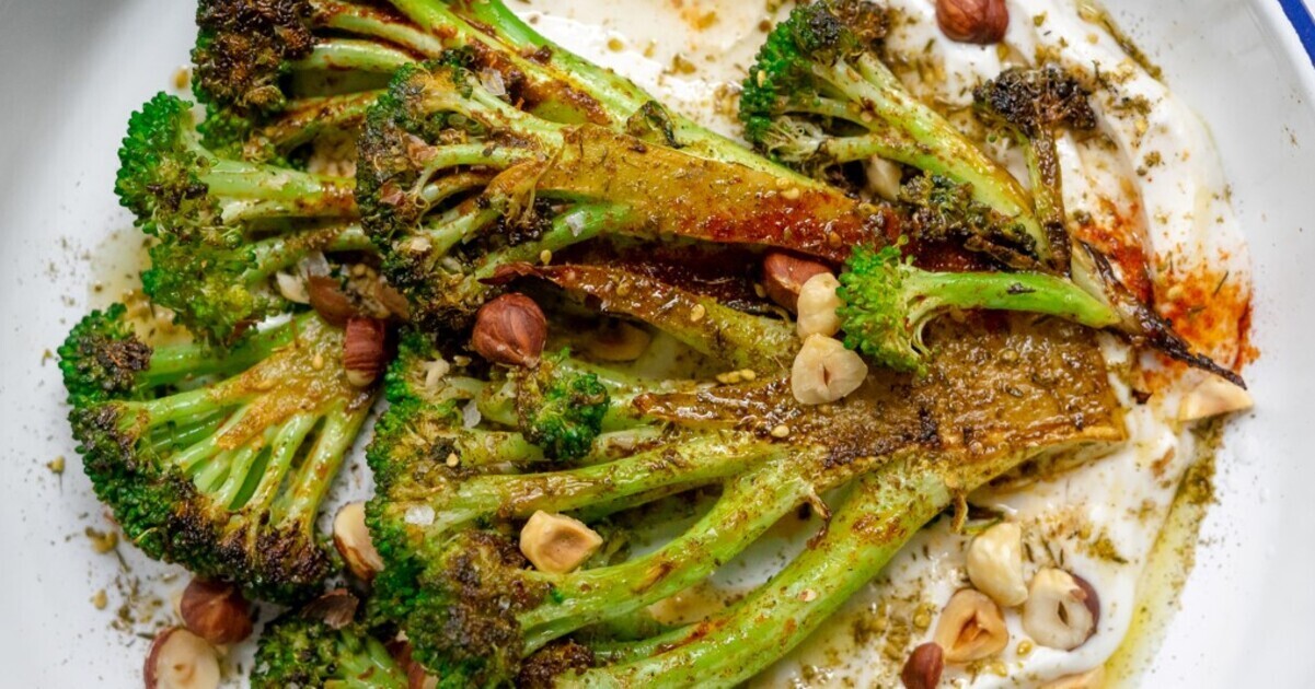 Za’atar-Seared Broccoli Steaks With Toasted Hazelnuts | VegNews