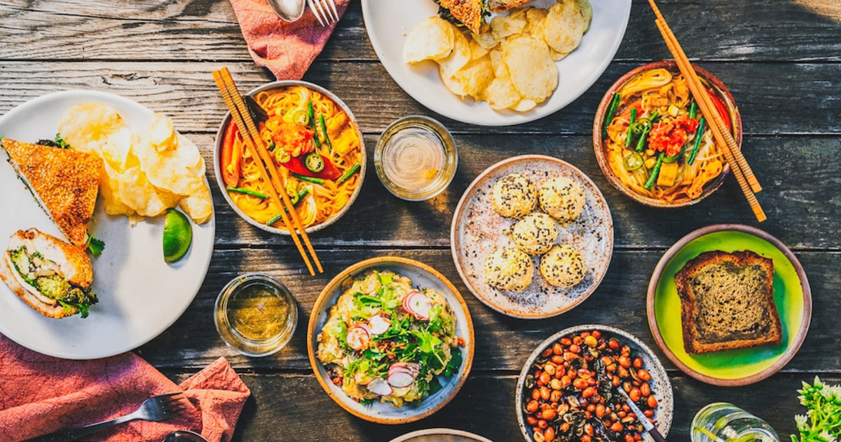 28 Vegan Asian and Asian-Owned Restaurants Redefining Asian Cuisine |  VegNews