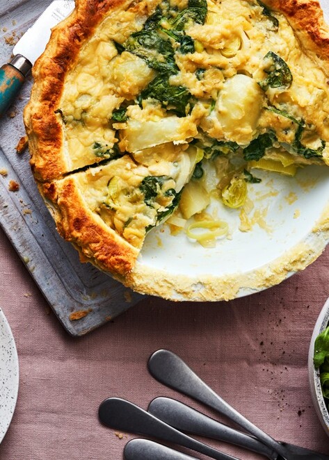 Vegan British Homity Pie With Potatoes and Cashew Cream