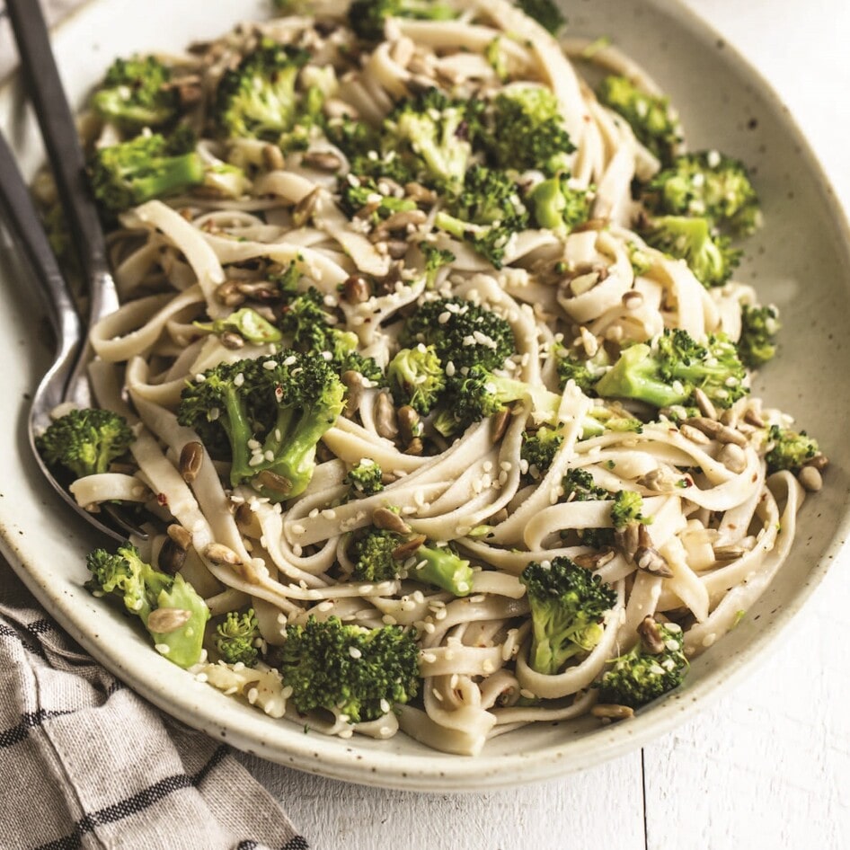Vegan Sesame Ginger Broccoli Noodles