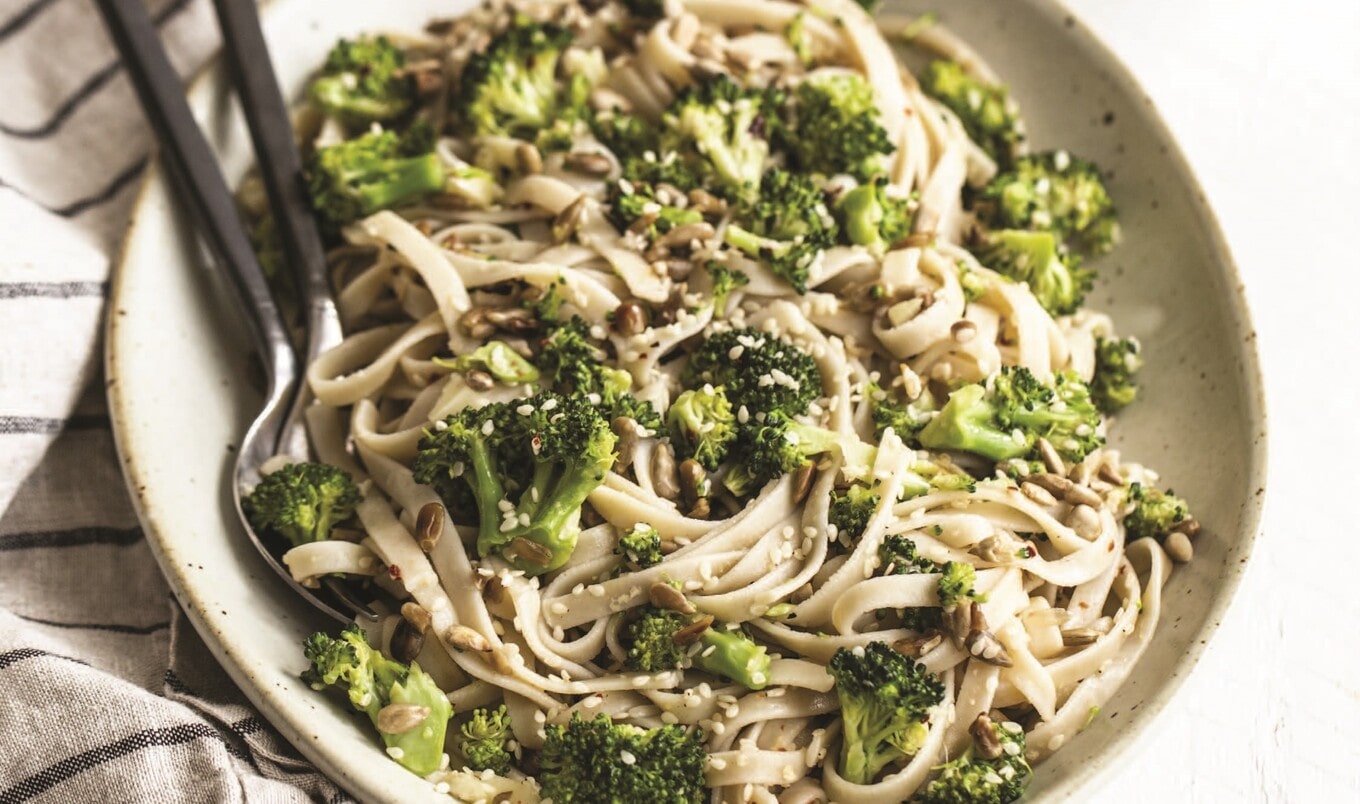 Vegan Sesame Ginger Broccoli Noodles