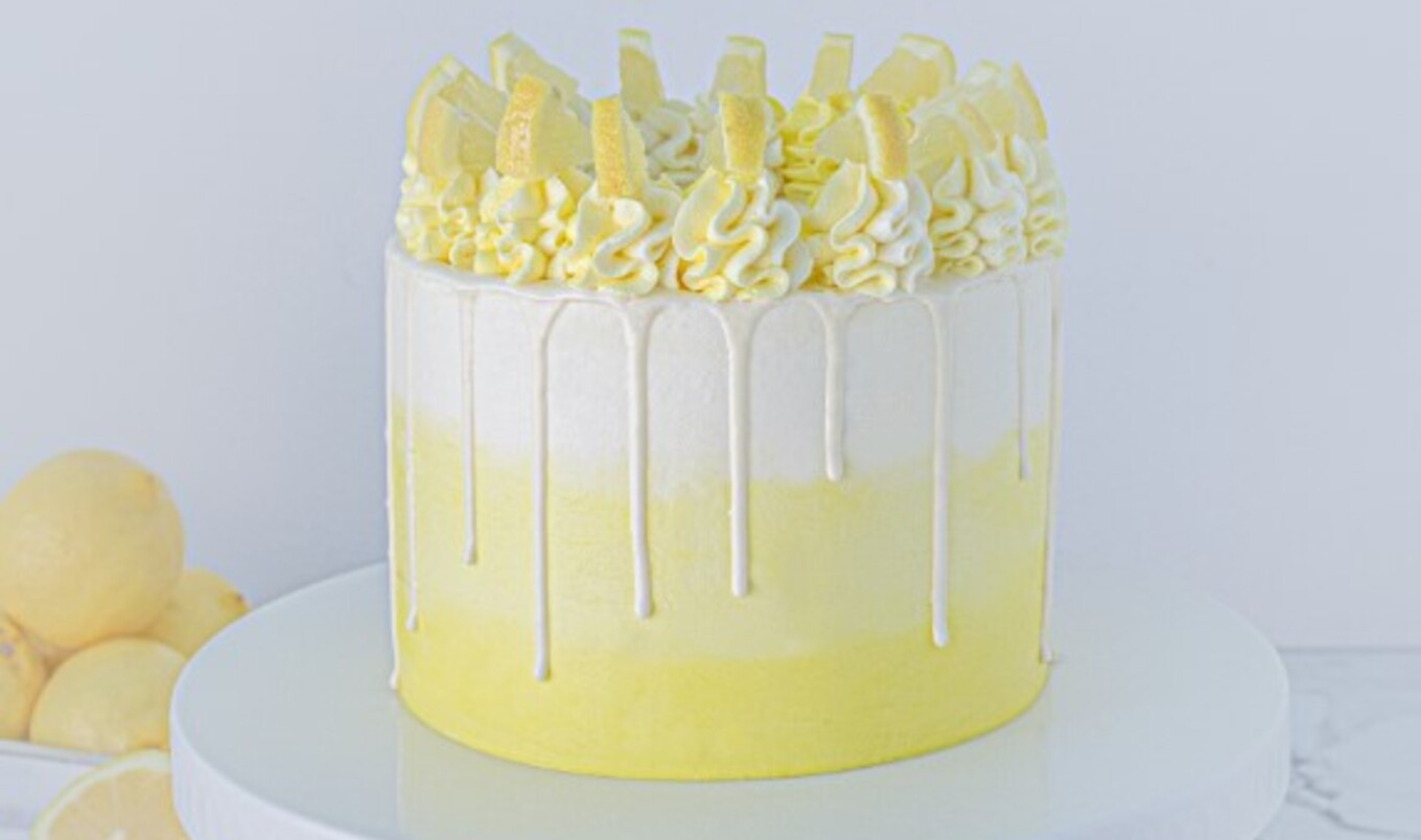 Vegan Lemon Cake With Buttercream Frosting And Lemon Curd