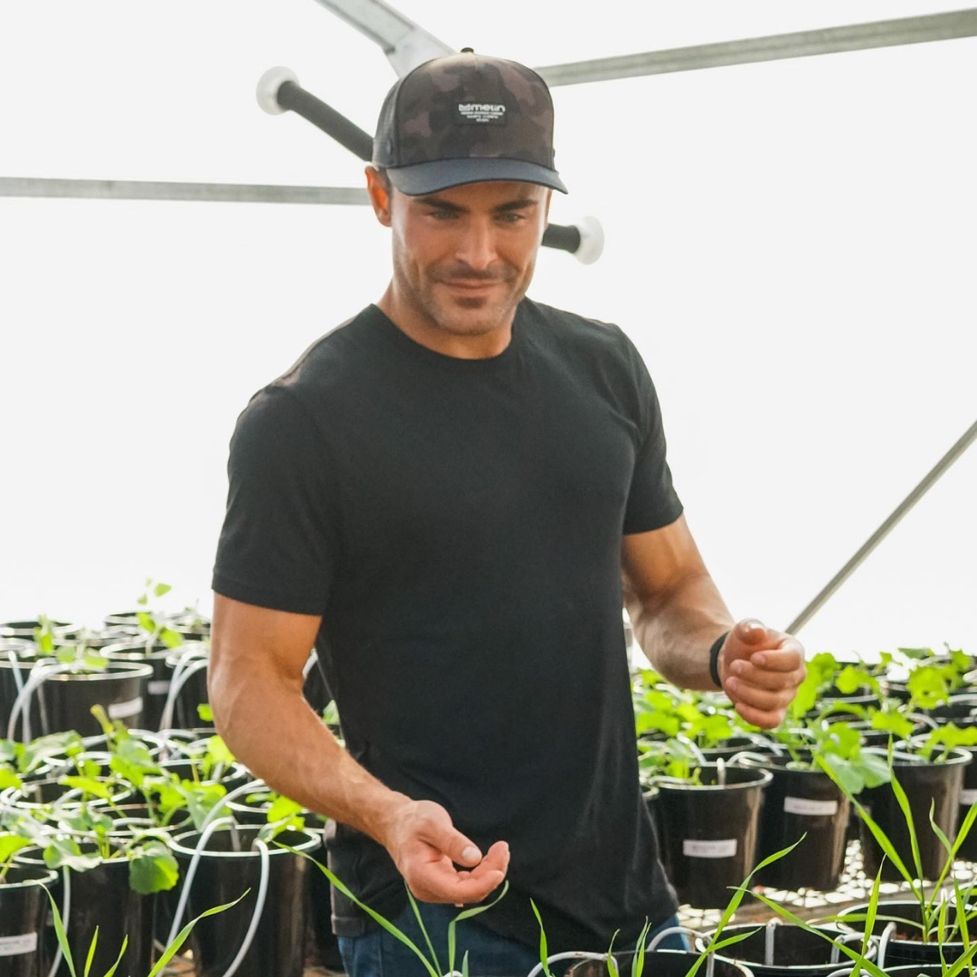 VegNews.ZacEfron.DowntoEarth