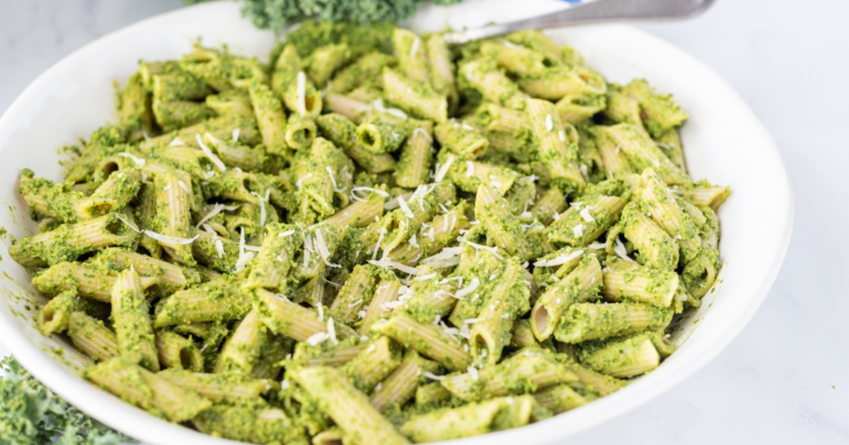 Two-Step Oil-Free Vegan Kale Pesto Pasta - Vimarsana News