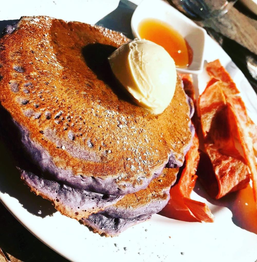 VegNews.ChefReinaUbePancakes