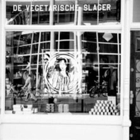 Dutch Mock-Meat Company Hopes to Cash in on PETA Prize