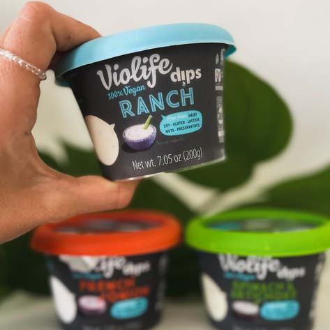 Your Favorite Vegan Cheese Brand Violife Just Launched 3 Dairy-Free Dips: French Onion, Ranch, and Spinach-Artichoke