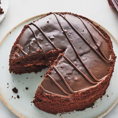 7 Fabulous Vegan Cakes You Can Buy at the Grocery Store