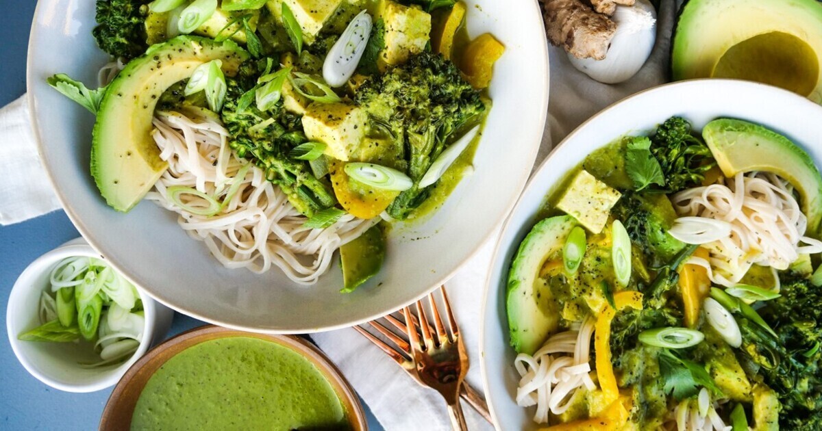 Spicy Avocado Coconut Curry Noodles | VegNews