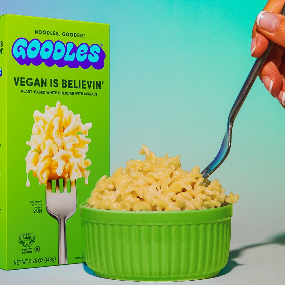 Why Gal Gadot's New Vegan Mac and Cheese Has Superpowers
