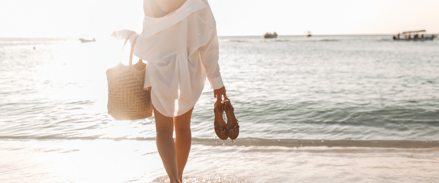 How to Pack the Perfect Vegan Beach Bag