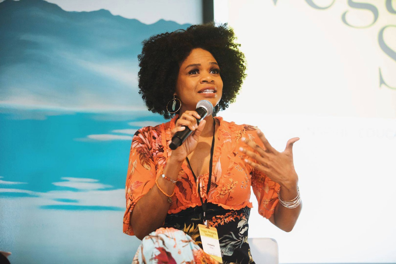 VegNews.VeganWomenSummitKimberlyElise