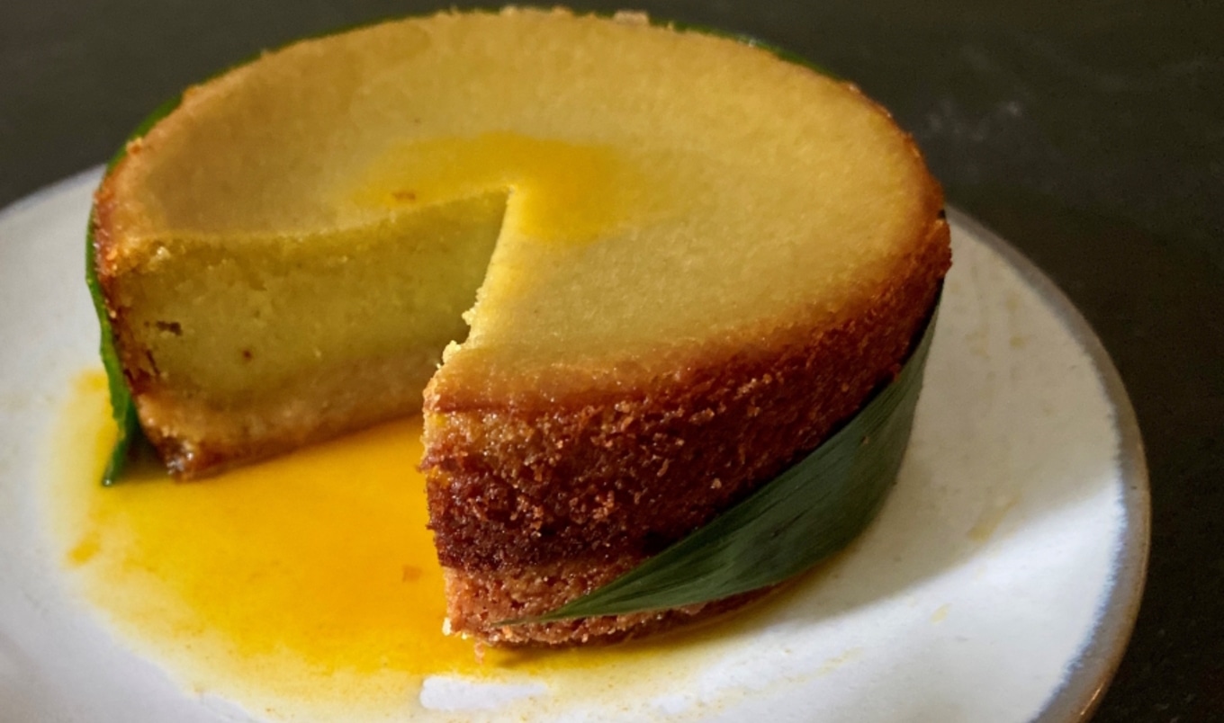 Vegan Calamansi & Pandan Mini Cheesecakes
