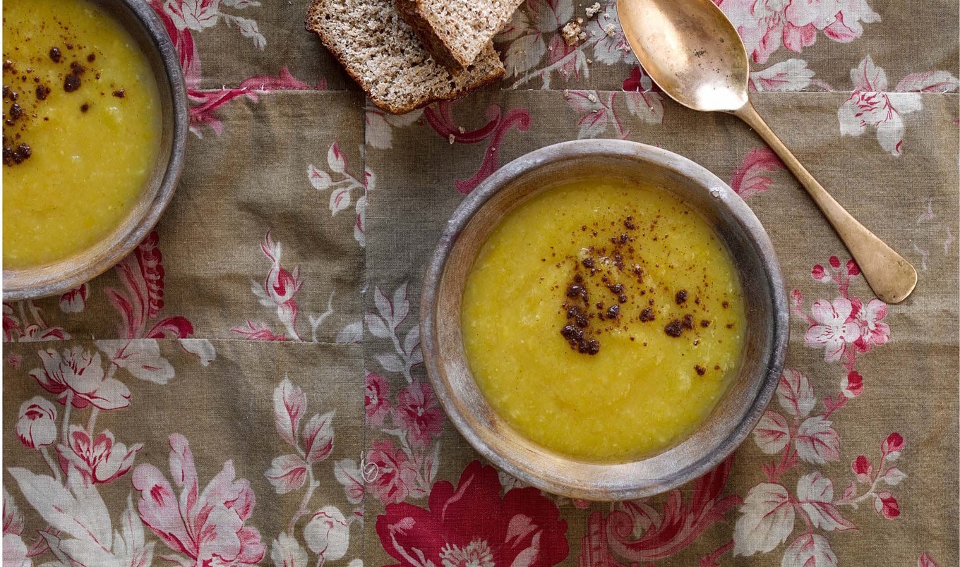 Easy Vegan Pumpkin and Parsnip Soup