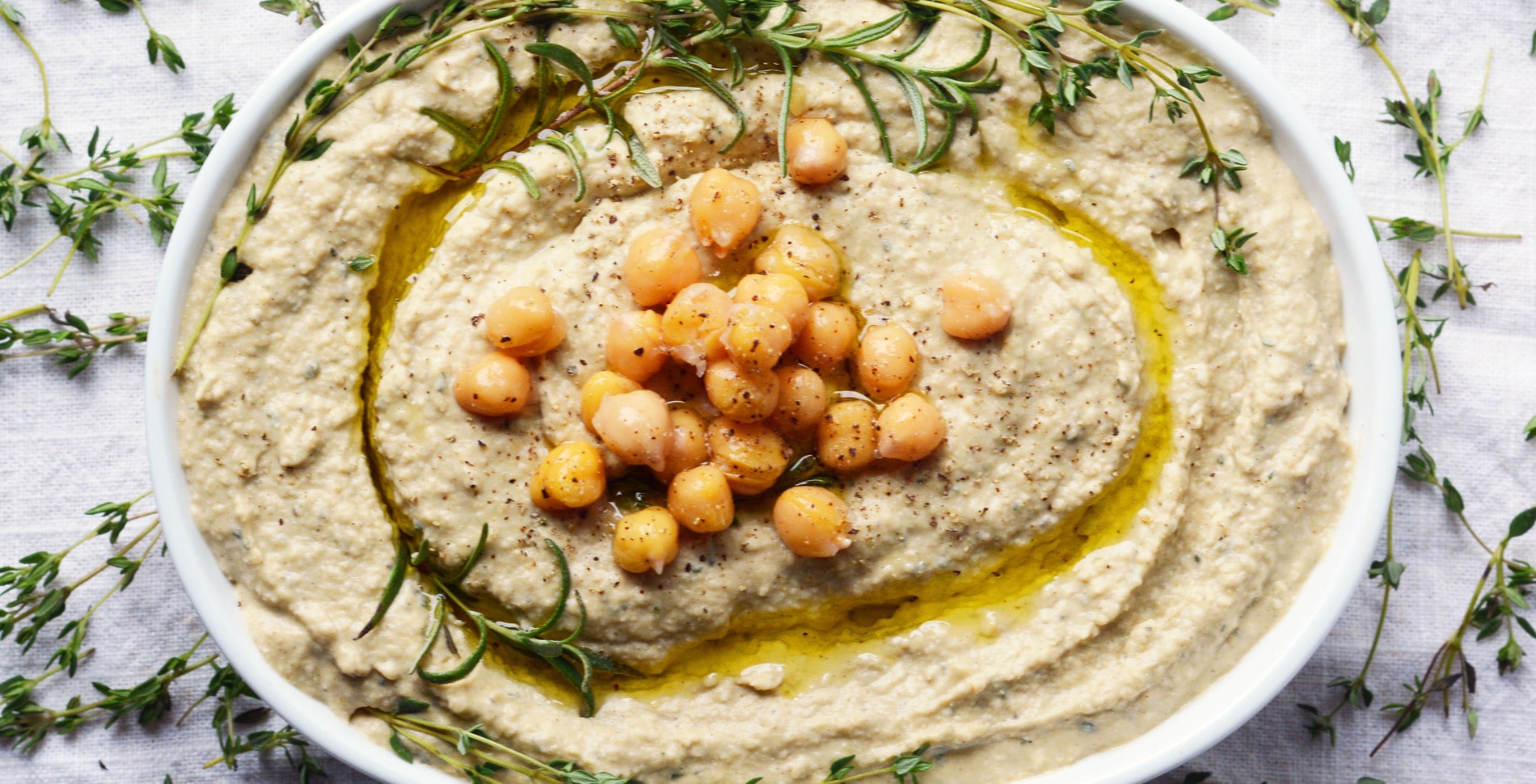 This Vegan Hummus Tastes Like Holiday Stuffing