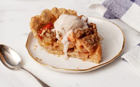 The VegNews Guide to Making Any Pie Vegan