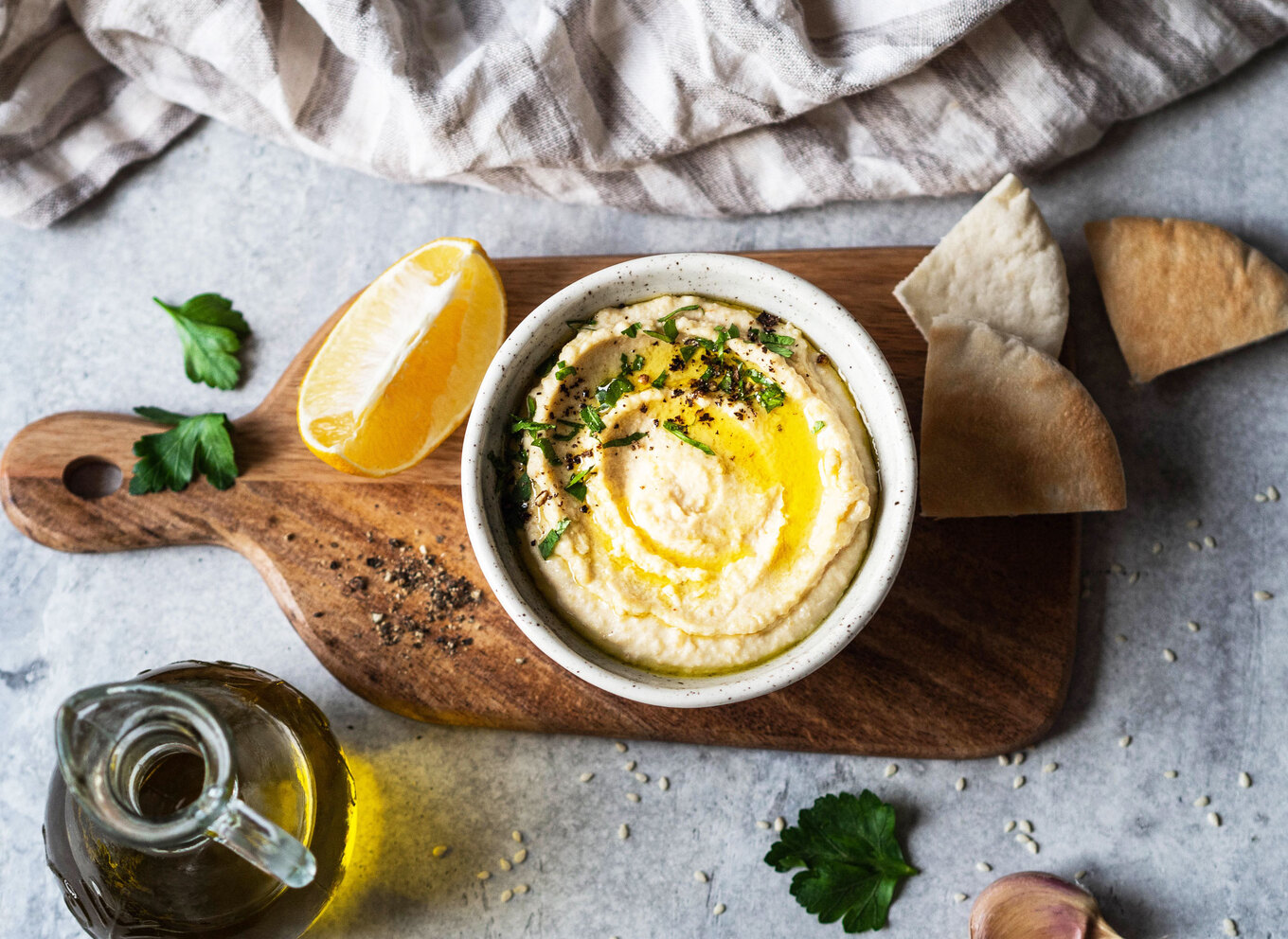VegNews.Hummus