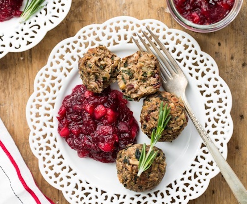 VegNews.cranberrysauce